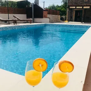  Apartment Malic