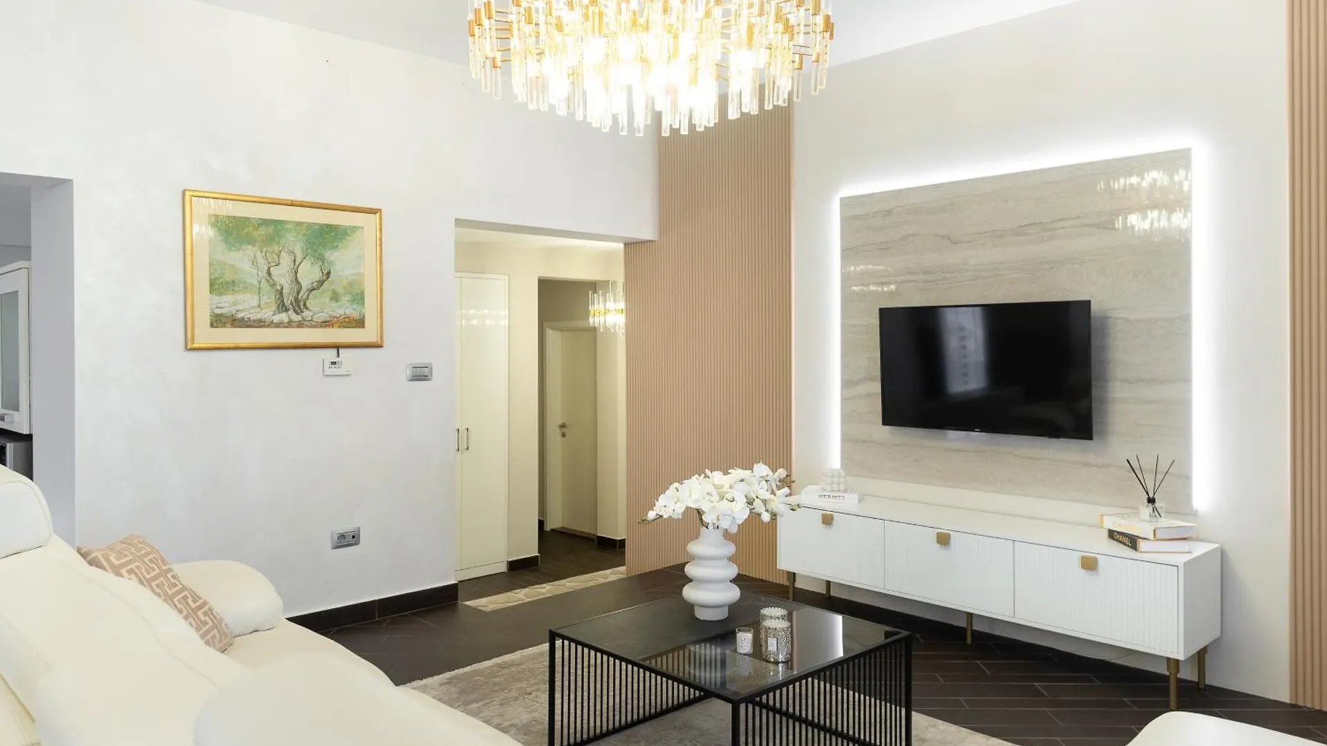 Monty Villa Pridraga